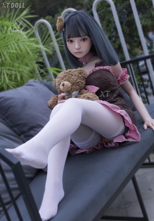 Akira 150cm D-cup