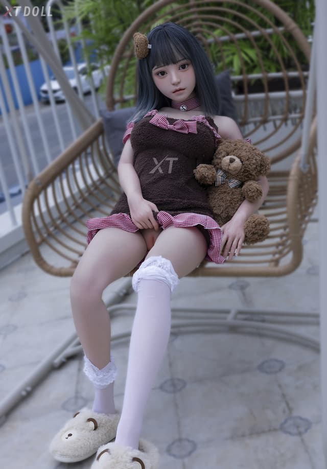 Akira 150cm D-cup