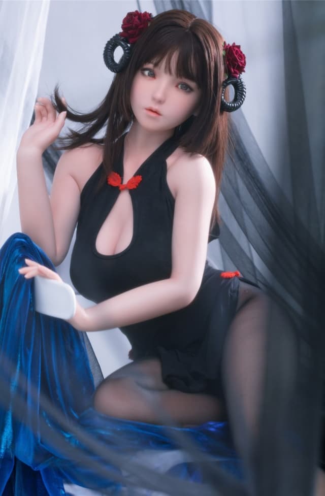 Yumi 148cm D-cup